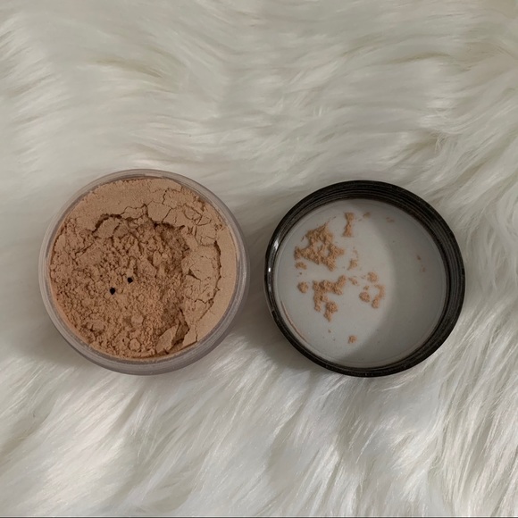 Laura Mercier Translucent  setting powder glow - Picture 2 of 4